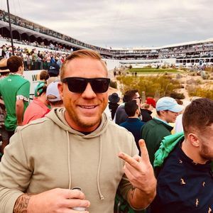 Meet your Posher, Mike